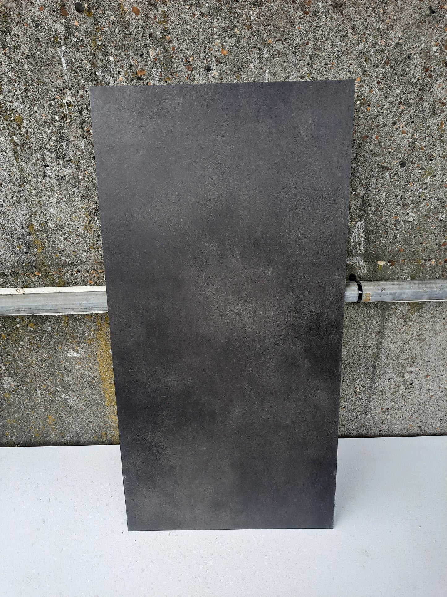 Dalles souples anthracites en PVC (61x30,5cm)