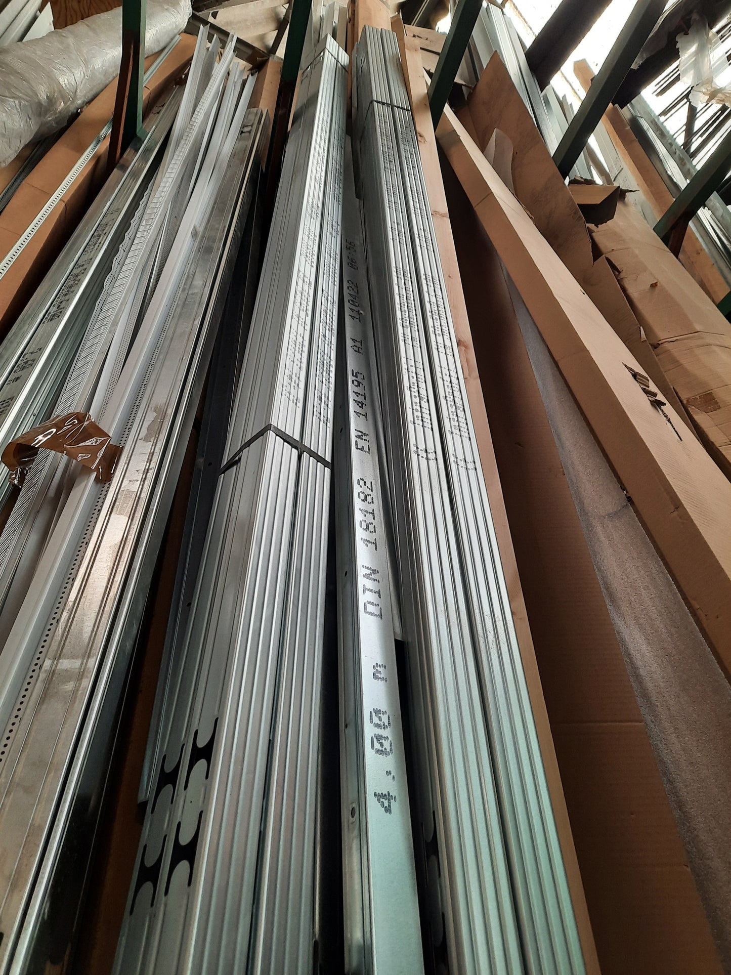 Profils metalstud (longueur 2,60 m)