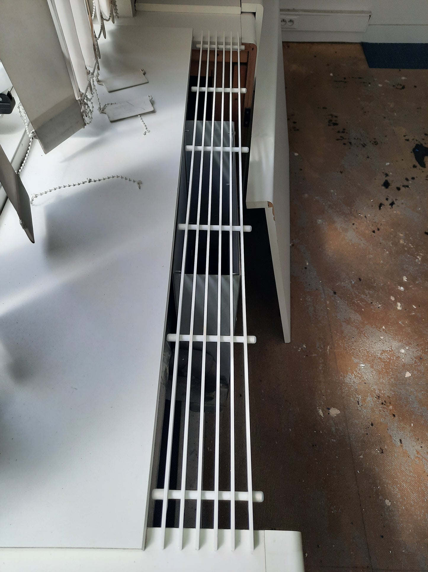 Grilles pour radiateurs (107x12 cm)
