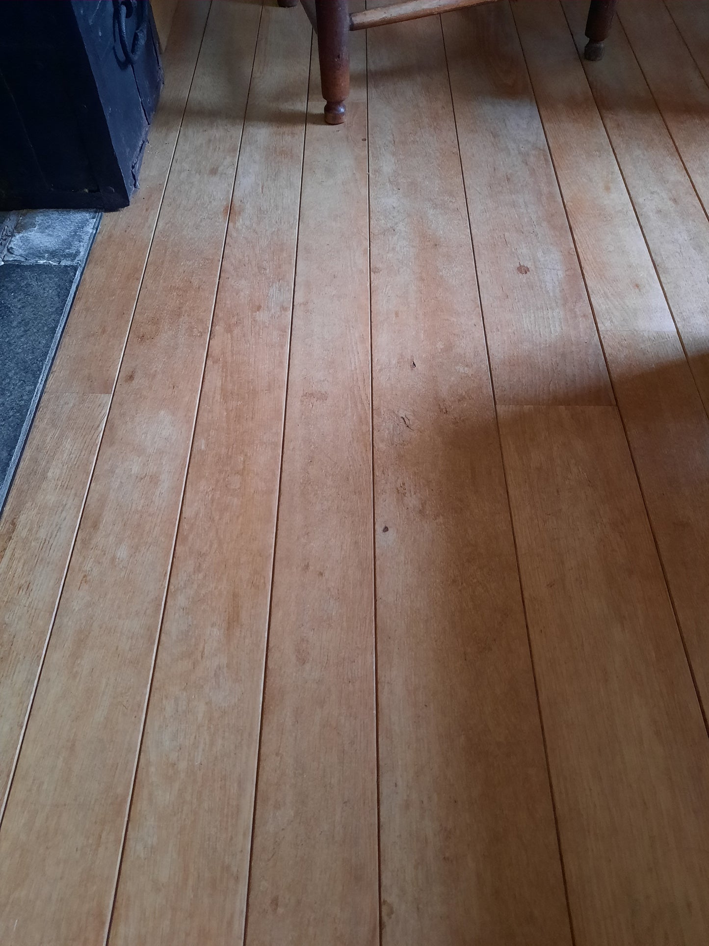 Lot de parquet ancien en chêne massif d'épaisseur 15 mm (30 m²)