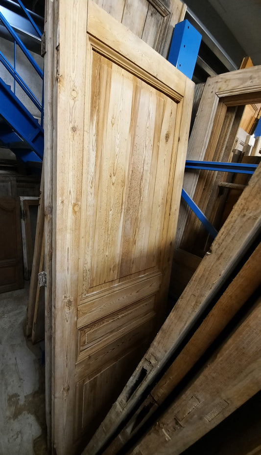 Portes anciennes en bois décapées (Lot de 8)