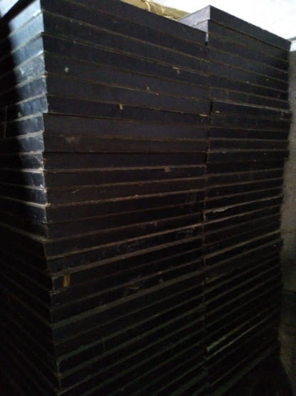 Dalles de faux plancher technique de réemploi (lot de 200 m²)