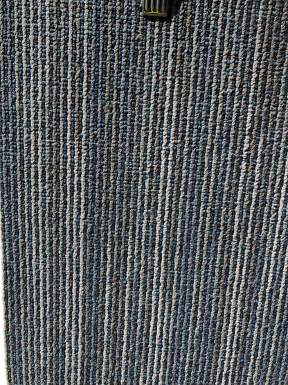 Blue-gray carpet tiles (50x50cm)